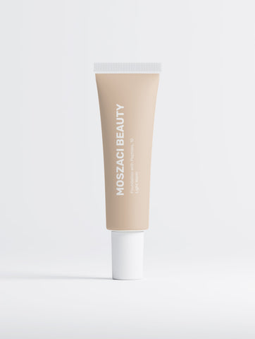 Foundation with Peptides, 10 Light Warm
